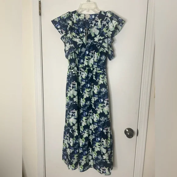 NWT: Flutter Short-Sleeve Poplin Tiered Midi Dress - Picture 2 of 9